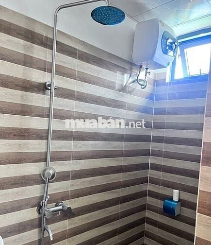 Cho thuê phòng gần biển, đầy đủ nội thất, ban công rộng thoáng