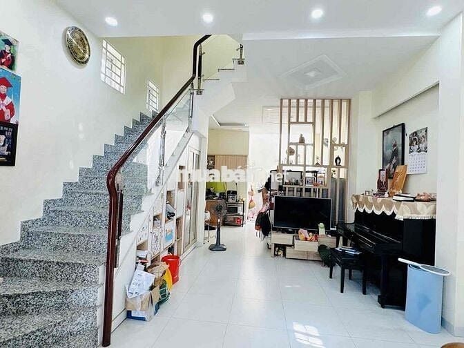 BÁN NHÀ 3 TẦNG HXH ĐS2 ĐỐI DIỆN VẠN PHÚC CITY HIỆP BÌNH PHƯỚC THỦ ĐỨC