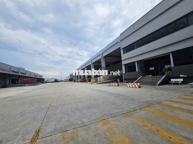Cho thuê kho xưởng , DT: 13.000m² ,KCN Long Hậu, Long An, PCCC tự động