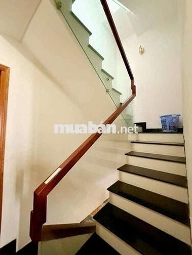 NHÀ 4 TẦNG ĐẸP — ĐƯỜNG SỐ 3 PHƯỜNG BÌNH HƯNG HÒA A (4m x 11m)