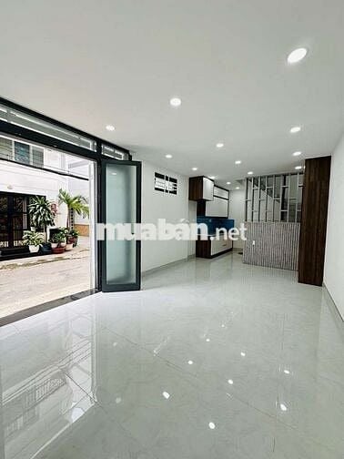 Xe hơi ngủ trong nhà - Ngay bệnh viện Gia Định  - 4 Tầng - 160m2 SD