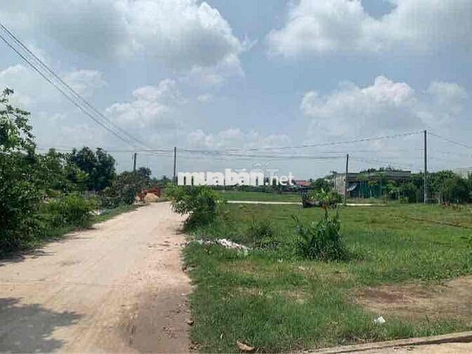 💥Bán gấp lô đất 2 mặt tiền bê tông 468m Full thổ cư Đức Hoà Long An