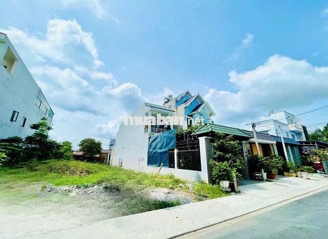 CHÍNH CHỦ GỬI BÁN ĐẤT THỔ CƯ 273m2 MẶT TIỀN SUỐI LỘI- CỦ CHI 690TR