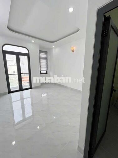 NHÀ 5 TẦNG ĐẸP —CHIẾN LƯỢC PHƯỜNG BÌNH TRỊ ĐÔNG (4m x 14m)