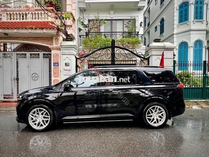 Kia Carnival 2022 Signature 2.2D - 39999 km