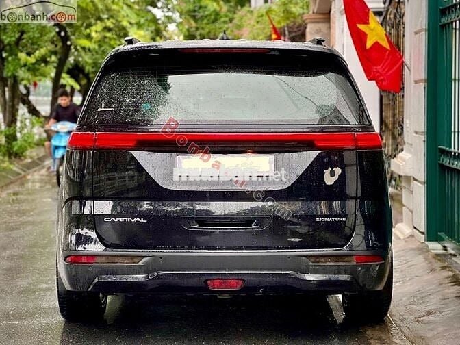 Kia Carnival Signature 2.2D 2022 - 1 Tỷ 296 Triệu