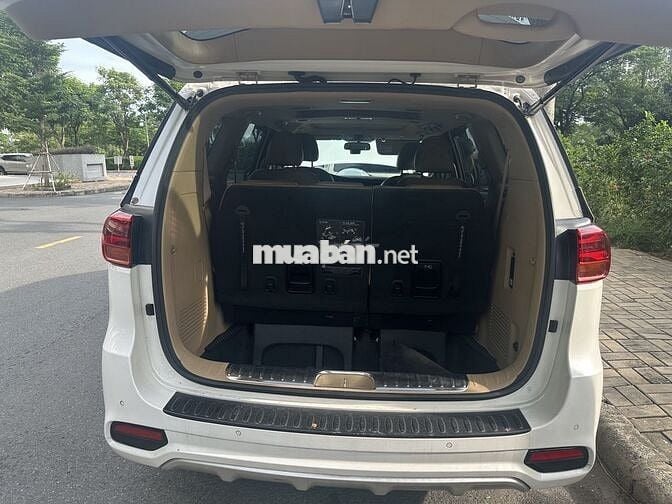 Kia Sedona 2019 - 85000 km