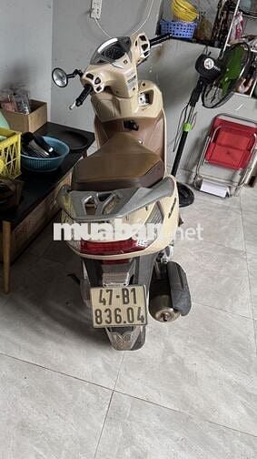 Vì ít đi nên mình bán lại xe lead . Mình ở tp bmt