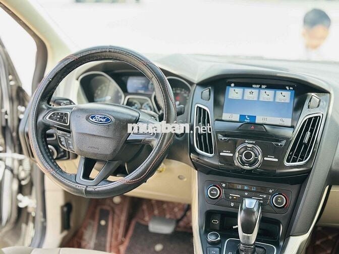 Ford Focus 2018 1.5L Ecoboost Titanium - 92000 km