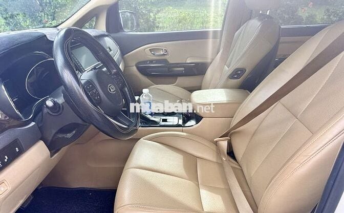 Kia Sedona 2019 - 85000 km