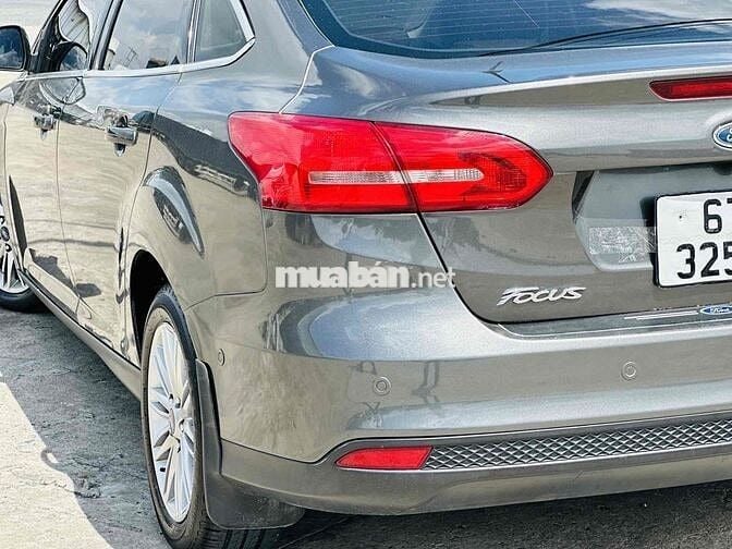 Ford Focus 2018 1.5L Ecoboost Titanium - 92000 km