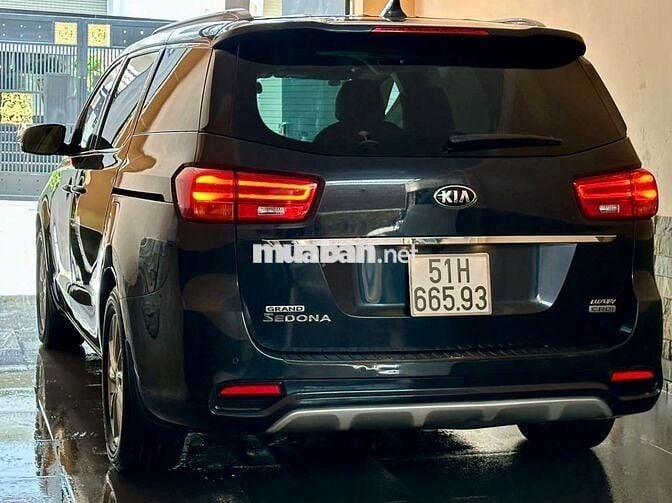CHÍNH CHỦ BÁN: KIA SEDONA 2.2 máy dầu cao cấp nhất
