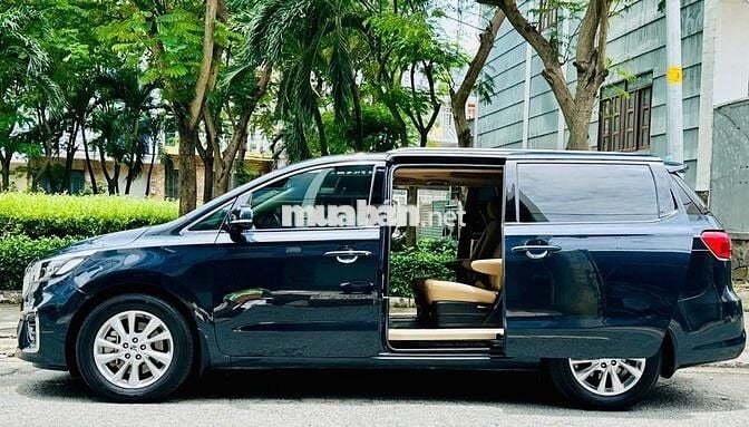 CHÍNH CHỦ BÁN: KIA SEDONA 2.2 máy dầu cao cấp nhất
