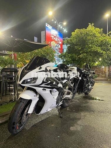 CBR1000RR 2006 gthl