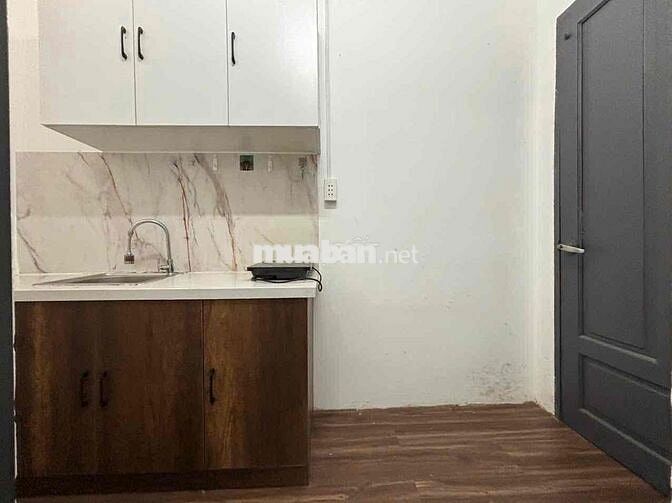 🏠Hoà Hảo,Q10 cách đại học UEH 190m đi bộ qua trường được tách bếp 6tr6