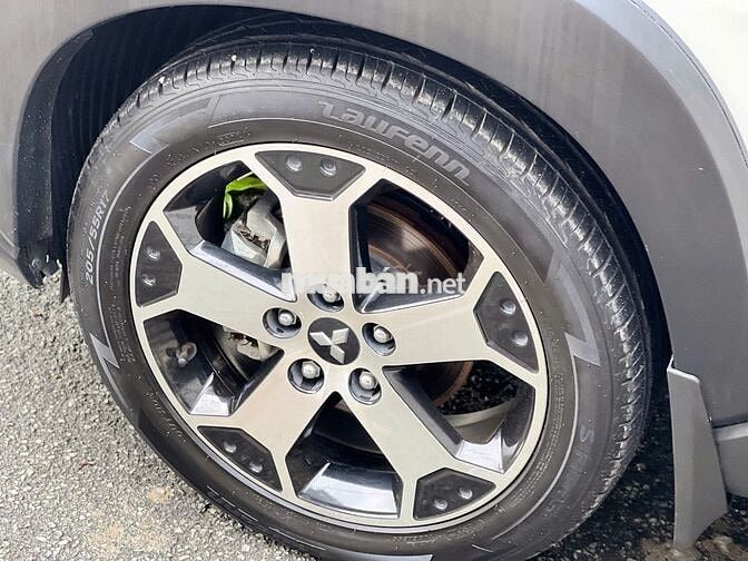 Xpander Cross 2021 AT - chuẩn 48.000km ful ls hãng