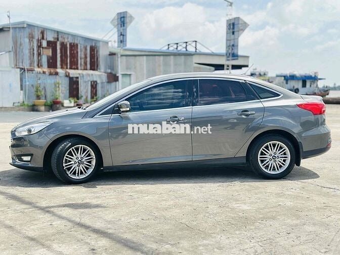 Ford Focus 2018 1.5L Ecoboost Titanium - 92000 km