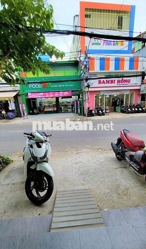 Góc Bình Thới - Lạc Long Quân Q11 4.5x16m 3L 5pn 20 triệu