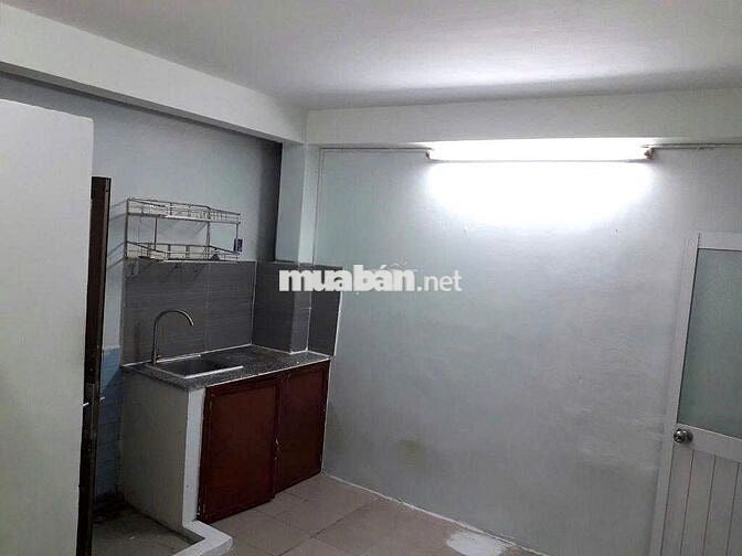 Cho Thuê Nhà Đường Lê Hồng Phong, Quận 10 ( 9PN, 9WC - Cho làm CHDV )