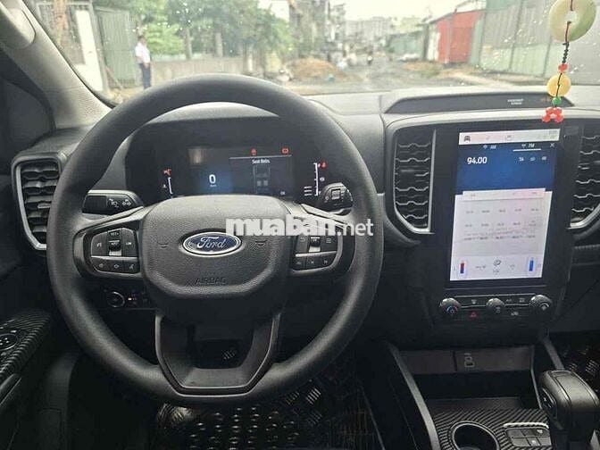 Ford Ranger XLS 2.0L 4x2 AT 2023 - 28000km