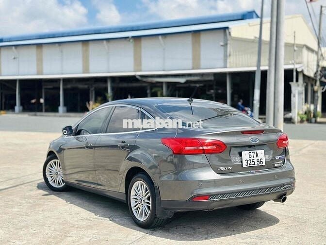 Ford Focus 2018 1.5L Ecoboost Titanium - 92000 km