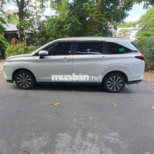 Toyota Veloz Cross 2022 - 50000 km xe gia đình