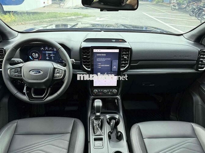 Ford Everest 2024 Titanium 2.0L 4x2 AT - 10000 km