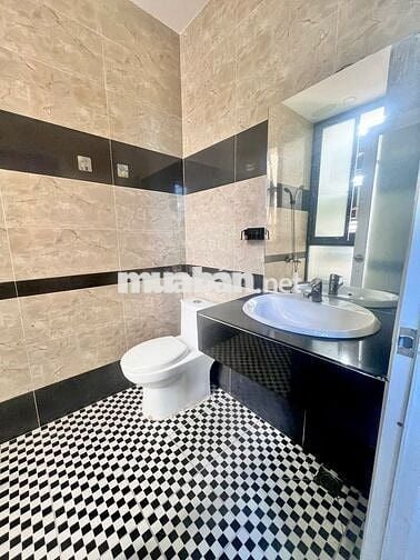 CHDV cửa sổ trời sát đất ngay Đầm Sen, đh Văn Hiến, Lê Đại Hành