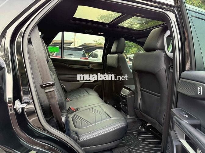 Ford Everest 2024 Titanium 2.0L 4x2 AT - 10000 km