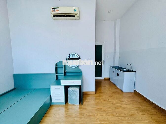 CHDV cửa sổ trời sát đất ngay Đầm Sen, đh Văn Hiến, Lê Đại Hành