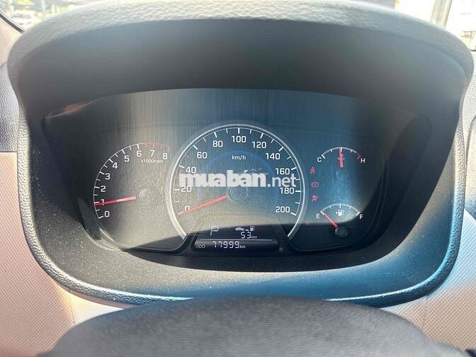Hyundai Grand i10 2015 Grand 1.0 AT - 77000 km