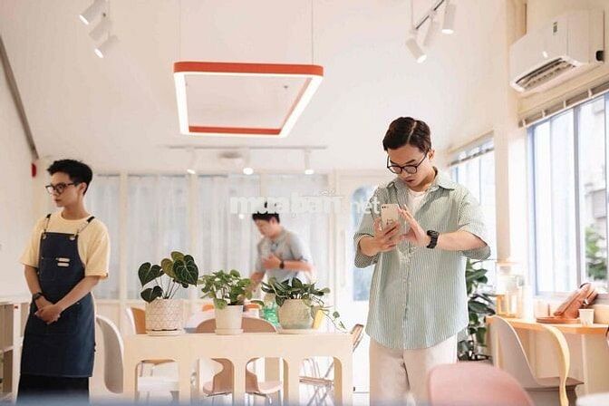 [ QUẬN 1 ] Cho Thuê Nhà GÓC 2MT: 90 Nguyễn Văn Thủ + Cây Điệp - 4x24m,