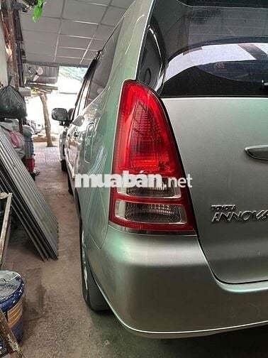 Toyota Innova 2008 G - 73571 km