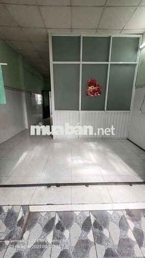 6tr chốt cọc 1thang nhà cấp 4 dt 4×12 kd nhỏ ok hẻm xe hơi thông2pn1wc