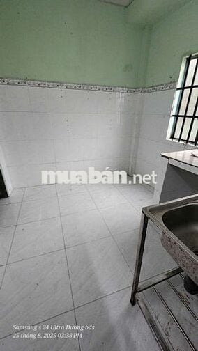 6tr chốt cọc 1thang nhà cấp 4 dt 4×12 kd nhỏ ok hẻm xe hơi thông2pn1wc
