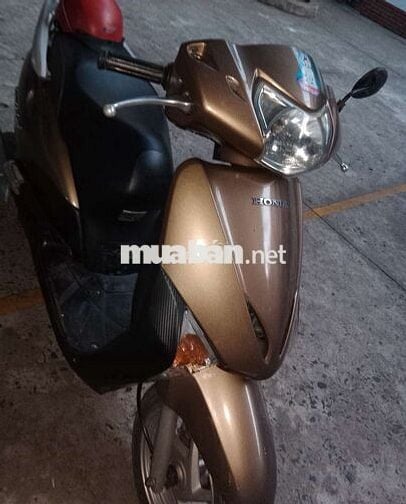Nhà dư xe cần bán