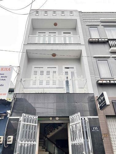 🏦 Nhà mới NC mặt tiền đường số 9 P9
