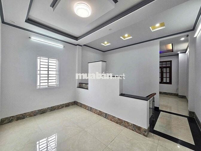 Nhà trệt lầu 4PN cách đường Trần Hưng Đạo CR 20m