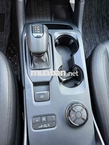 Ford Everest 2023 Titanium Plus 2.0L 4x4 AT đỏ cam