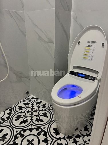 Cho thuê KS (1 hầm 6 lầu 17PN 17WC) 
