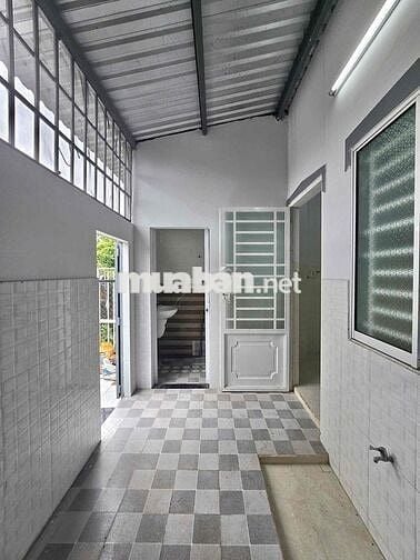 Nhà trệt lầu 4PN cách đường Trần Hưng Đạo CR 20m