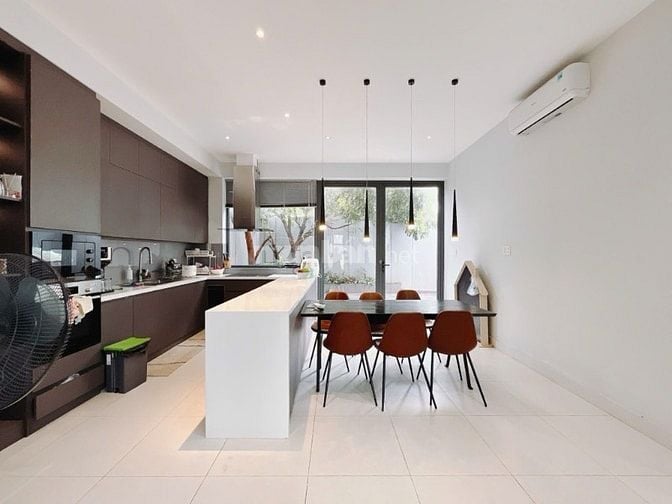 Nhà mặt tiền Quận 7 biệt thự villa 
