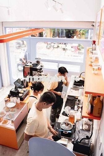 [ QUẬN 1 ] Cho Thuê Nhà GÓC 2MT: 90 Nguyễn Văn Thủ + Cây Điệp - 4x24m,