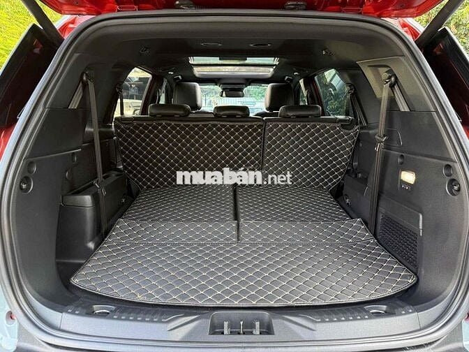 Ford Everest 2023 Titanium Plus 2.0L 4x4 AT đỏ cam