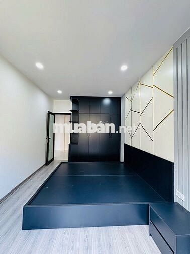 BÁN NHÀ  HOÀNG HOA THÁM – LÔ GÓC HAI MẶT THOÁNG – HỘ KHẨU BA ĐÌNH