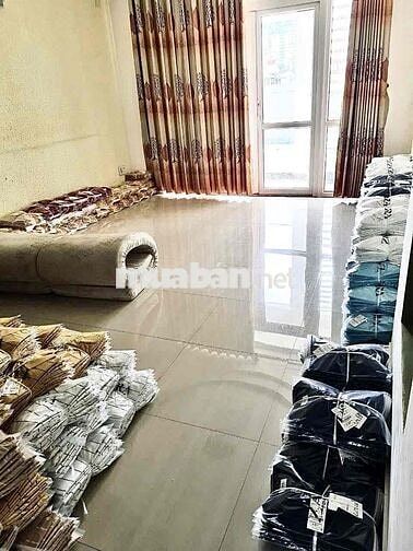 Nhà Vị Trí Kinh Doanh Đắc Địa Giá nhỉnh 15 Tỷ