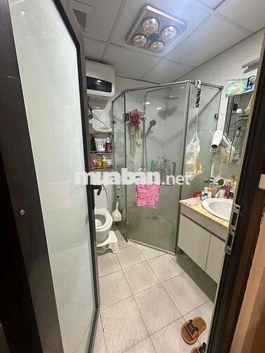 Liễu Giai 70 m toà Tower 6,9 tỷ chung cư cao cấp 2 ngủ ,