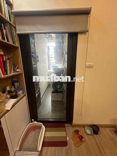Liễu Giai 70 m toà Tower 6,9 tỷ chung cư cao cấp 2 ngủ ,