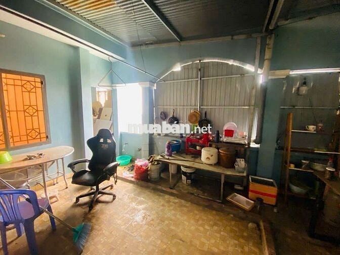 NHÀ MẶT TIỀN 3 TẦNG ĐẸP — TÂN SƠN NHÌ PHƯỜNG TÂN SƠN NHÌ (4,8m x 18m)