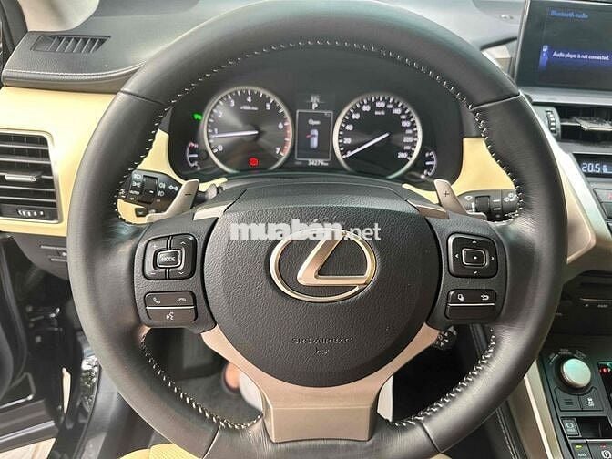 Lexus NX 2016 200t - 30000 km
